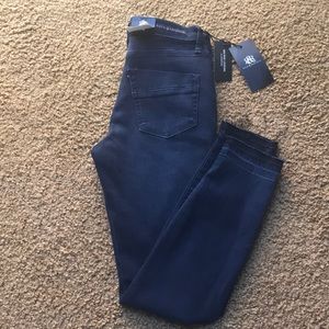 Brand new Rock and Republic Jeans Size 8